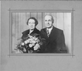 Studio portrait of Drs Blythe and Violet Eagles, [between 1950 and 1960] thumbnail