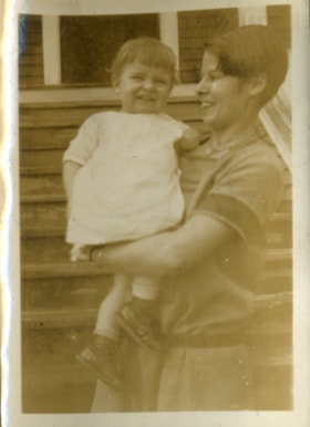 Phyllis with Dorothy in her arms, [1926 or 1927] thumbnail