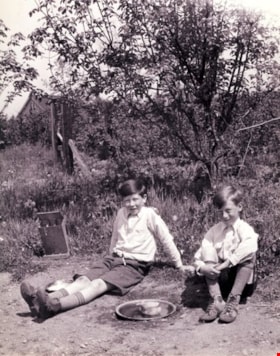 Jack and Bill Martin, [between 1933 and 1940] (date of original), copied 2011 thumbnail