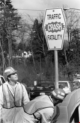 Traffic fatality sign, March 31, 1996 thumbnail