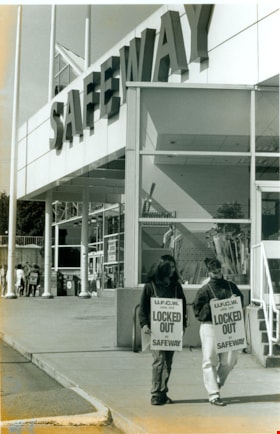 Safeway employees striking, June 5, 1996 thumbnail
