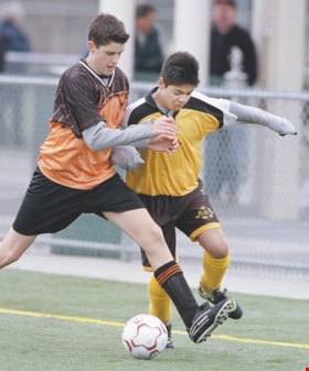 Wesburn and Cliff Avenue United U15 Pioneer Cup Final soccer game, [2002] thumbnail