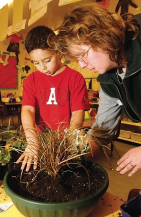 Creating planters at Douglas Road School, [2004] thumbnail