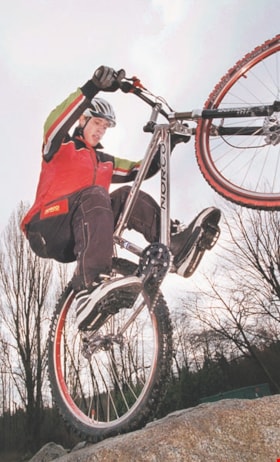 Trail rider Ryan Leech, [2000] thumbnail