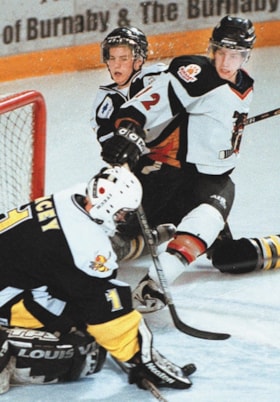 Burnaby Bulldogs playoffs hockey game, [2001] thumbnail