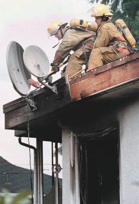 House fire on Smith Avenue, [2001] thumbnail