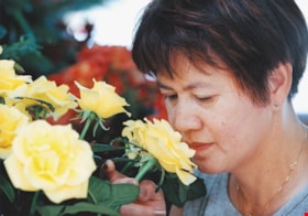 Teresa Chan at Mandeville Gardens, [2001] thumbnail