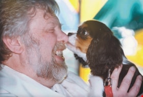 Minister Ian Macdonald with dog, [2001] thumbnail