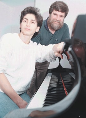 Anna Levy and Gregory Myers, [2001] thumbnail