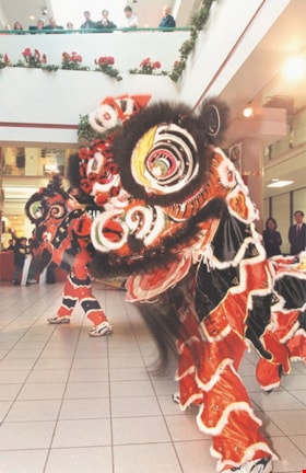 Lion dance at Brentwood Mall, [2000] thumbnail