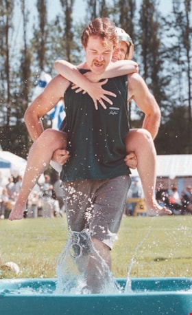 Wife-carrying race, [1999] thumbnail