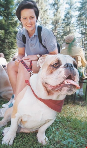 Bulldog in a park, [1999] thumbnail