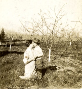 Elizabeth and Jack, 1914 thumbnail