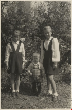 Three children, September 20, 1947 thumbnail