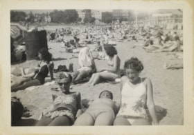 Walter Yanko and Olga Hryn sunbathing, 1947 thumbnail