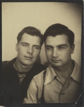 Pete and John Yanko, 1942 thumbnail