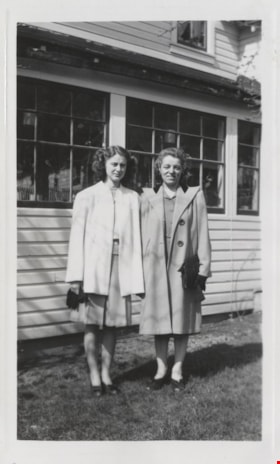 Lillian and Jenny, 1946 thumbnail
