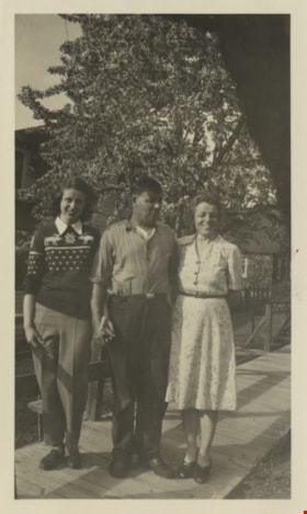Lillian and her parents, 1948 thumbnail