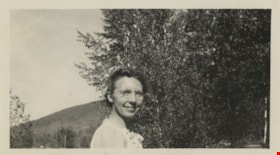 Woman in glasses, [1949] thumbnail