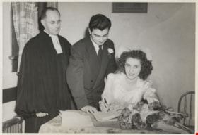 Signing the register, October 16, 1948 thumbnail