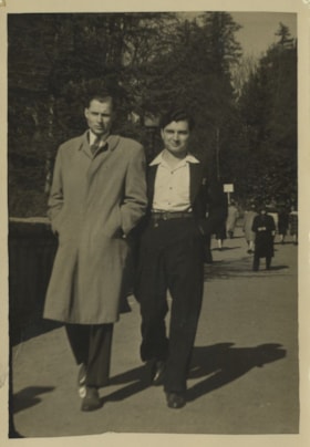 John Yanko and friend, 1947 thumbnail