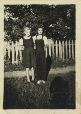 Agnes Sherada and Lillian Carman, July 10, 1941 thumbnail