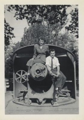 Lillian and John in Seattle, June 29, 1952 thumbnail