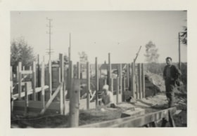 Yanko family house under construction, May 1950 thumbnail