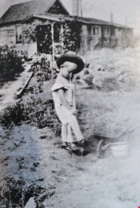 Child in the yard, [1934] (date of original), digitally copied 2012 thumbnail