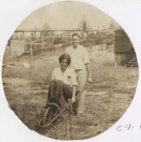 Charlotte Vidal and Ray Straub, 1918 thumbnail
