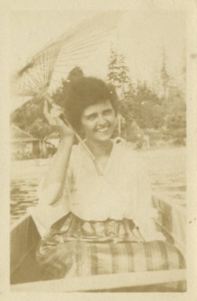 Charlotte Vidal, [between 1915 and 1925] thumbnail
