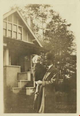 Harold Carpenter with Kathleen, 1929 thumbnail