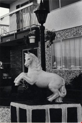Statue at 4432 / 4434 Pandora Street, October 20,1976 thumbnail