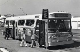 Bus Stop on Kingsway, September 15, 1976 thumbnail