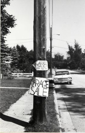 Garage Sale Sign, September 7, 1976 thumbnail