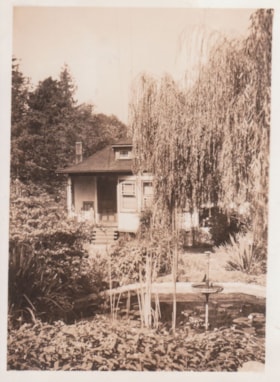 Massey residence, [between 1933 and 1948] (date of original), copied 2015 thumbnail