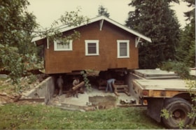 1982 - Moving the Roberts House, 1982 thumbnail