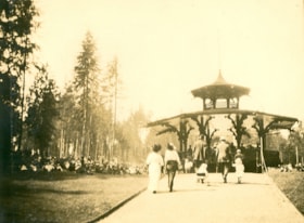 Bandsand in Stanley Park, Vancouver, BC, [between 1908 and 1911] thumbnail