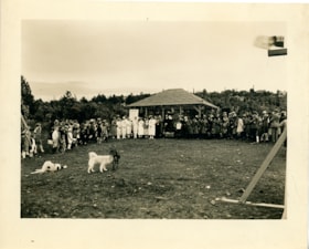 Confederation Park's new playground, 1927 thumbnail