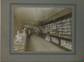 Liquor Store, [191-?] thumbnail