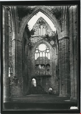 Cathedral Ruins, [190-] thumbnail