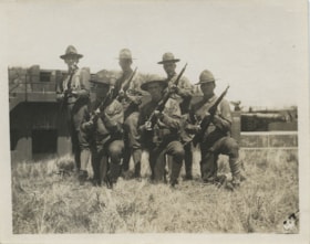 Six soliders with their rifles, [between 1914 and 1918] thumbnail