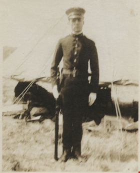 Soldier in a dress uniform, [between 1914 and 1918] thumbnail