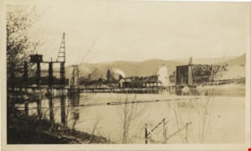 Pier development, [1919] thumbnail