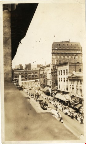 Parade along Hastings Street, [between 1924 and 1935] thumbnail