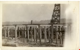 Pier under construction, [1919] thumbnail
