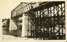 Truss bridge, [1919] thumbnail