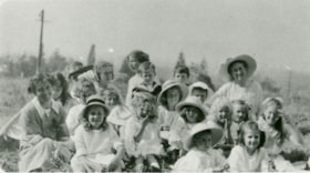 Group in summer clothes, [1912] (date of original), copied 1978 thumbnail