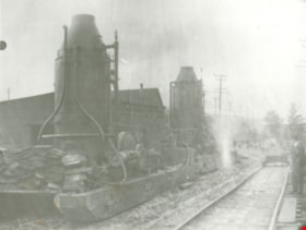 Vancouver Engineering Works steam donkey, [190-](date of original), copied 1978 thumbnail