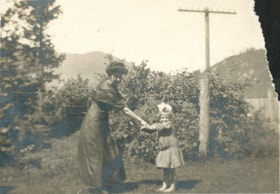 Woman and child at Agassiz, [between 1900 and 1905] thumbnail